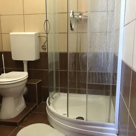 Bed & Breakfast Csaladi Panzio